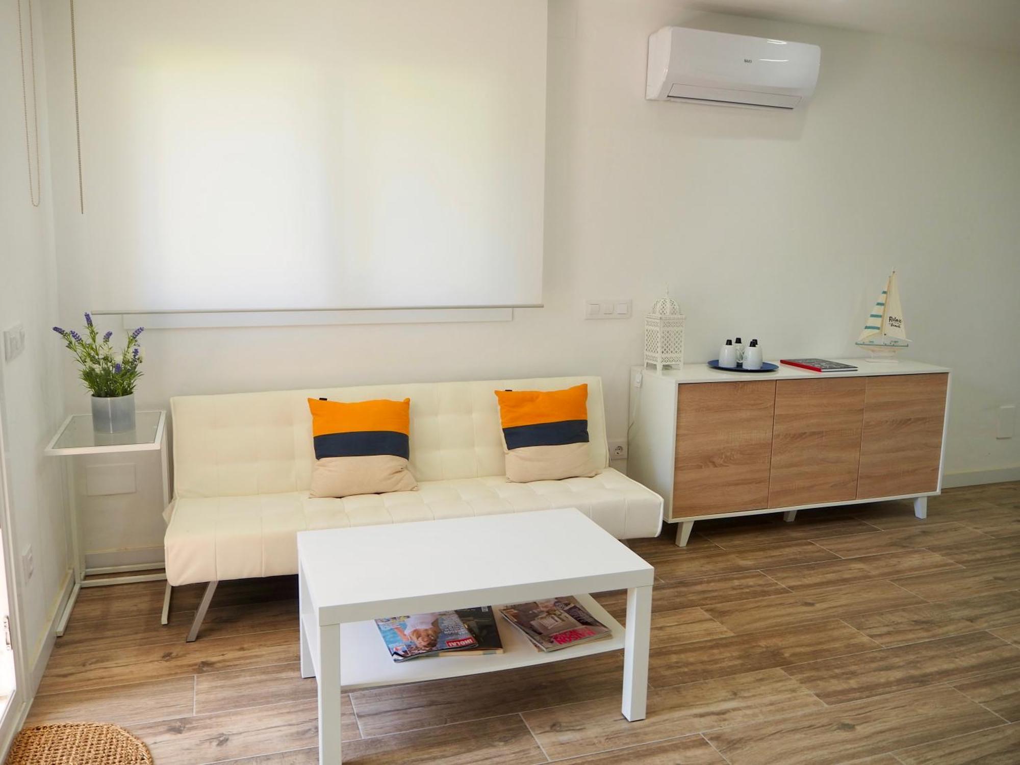 Apartment Amb Piscina I Aparcament - Baixos Amb Jardinet Calella De Palafrugell
