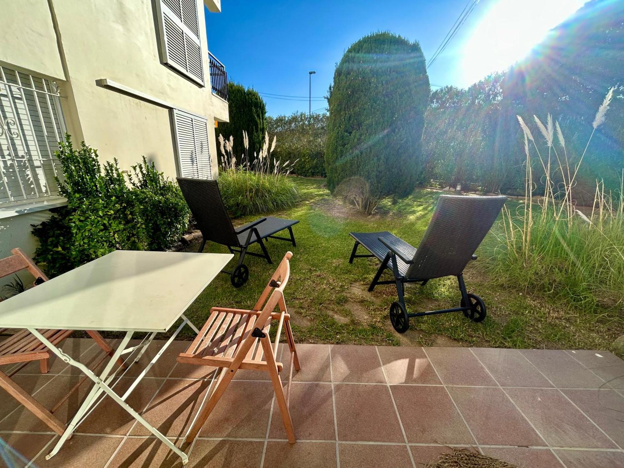 Amb Piscina I Aparcament - Baixos Amb Jardinet Apartamento
